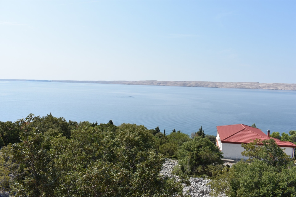 Vista mare dalla terrazza della casa presso Karlobag in Croazia.