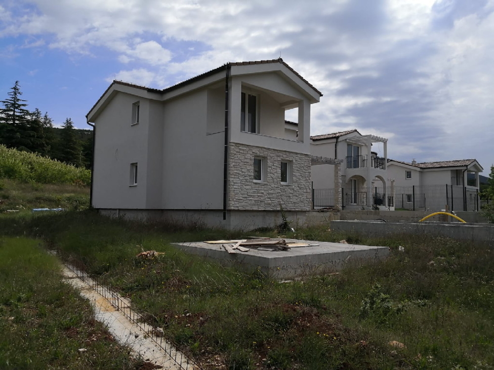 Casa in pietra con piscina in vendita in Croazia - Panorama Scouting.