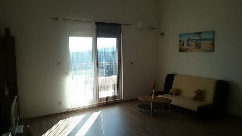 Vista mare dal piano superiore.