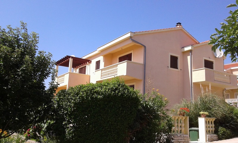 Casa con appartamenti nella zona di Zadar, Croazia in vendita - Panorama Scouting.