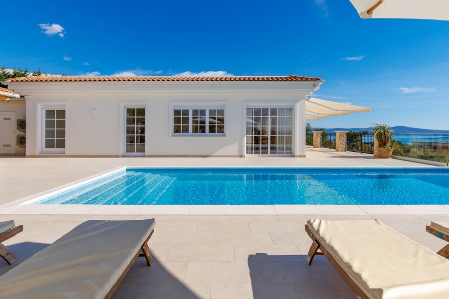 Villa di lusso con piscina a sfioro e vista mare in vendita in Croazia - Panorama Scouting.
