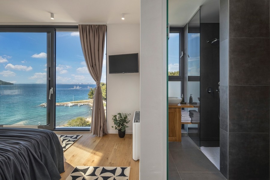 Vista mare dalla camera da letto della villa H2214.