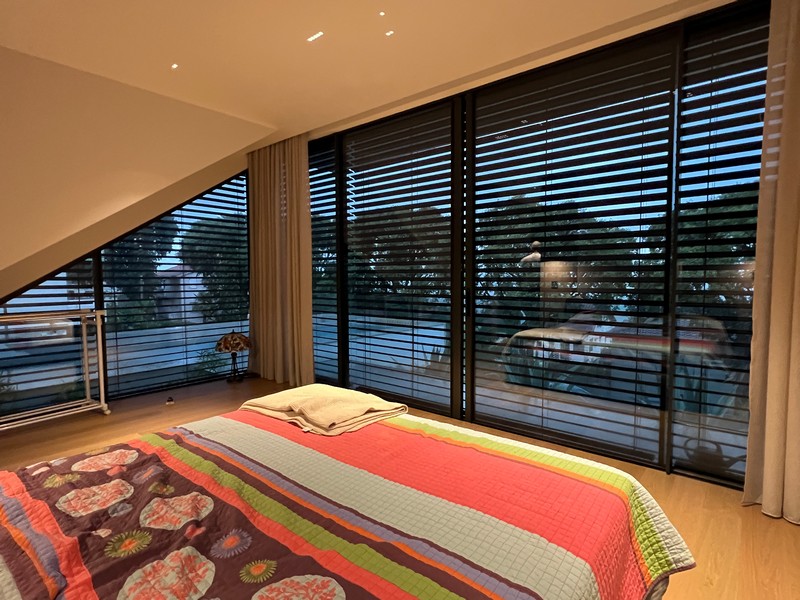 In questa foto si vede la camera da letto attraente e confortevole dell'immobile H2383, in vendita a Rijeka.