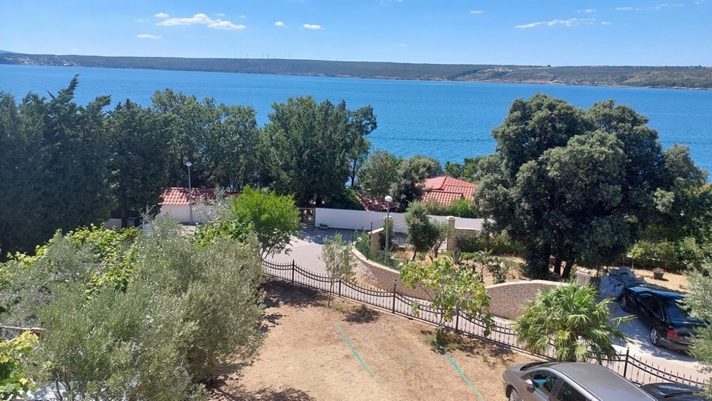Grande terrazza e balconi