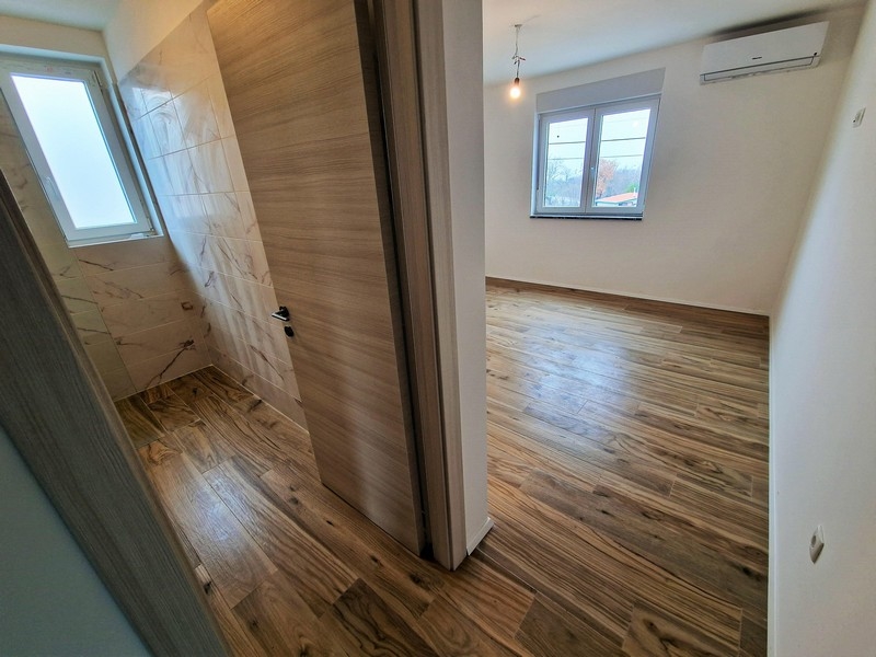 Camera da letto climatizzata e bagno