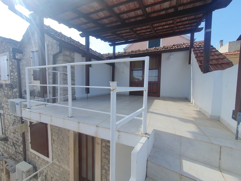 Casa arredata in posizione centrale