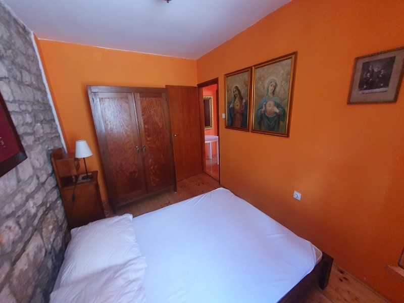 Camere da letto arredate