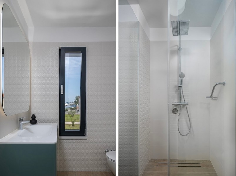 Bagno con doccia.