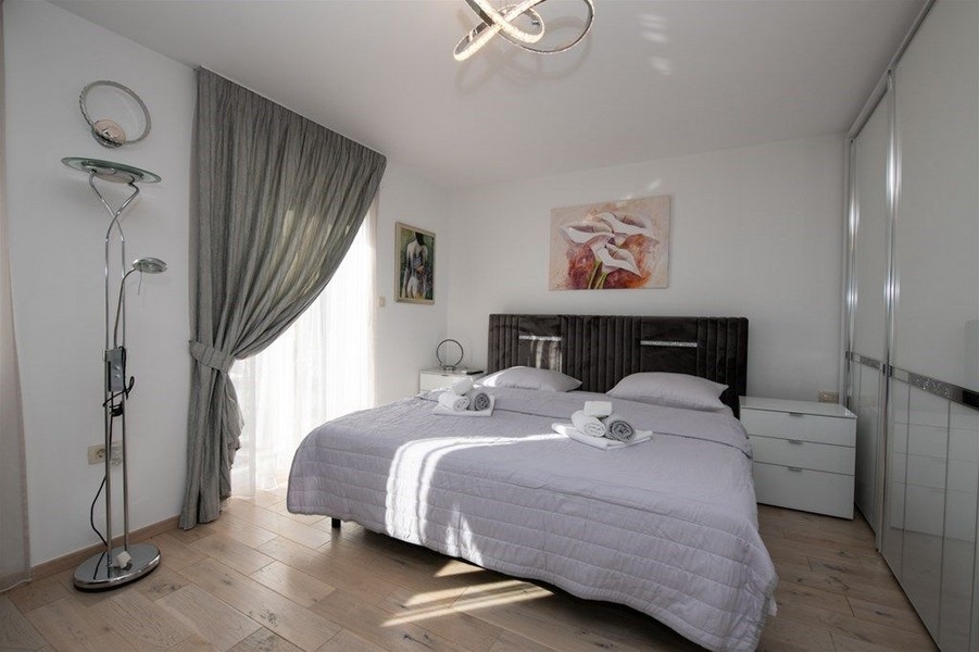 Ampie camere da letto con accesso alla terrazza