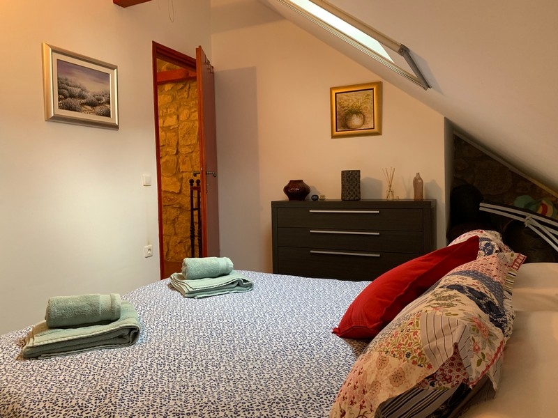 Ampie camere da letto con lucernario
