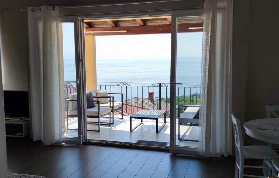 Splendida vista sul mare e sulla piscina - Panorama Scouting