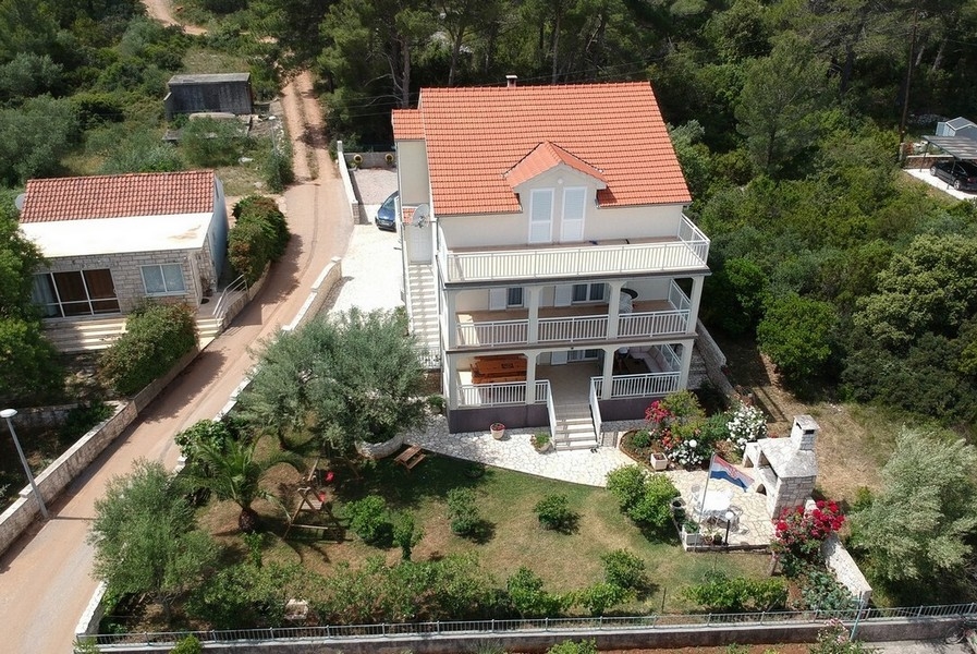 Casa plurifamiliare vicino al mare, isola di Korcula