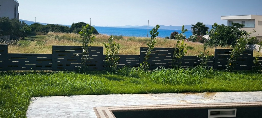 Villa di pregio con piscina e garage