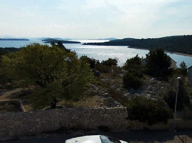 Vista sull'Adriatico da una villa in vendita a Jezera sull'isola di Murter in Croazia