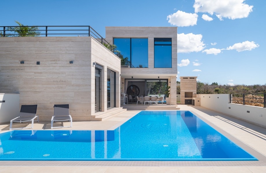 Villa in vendita a Razanac, Zadar, Croazia - design moderno con piscina e terrazza