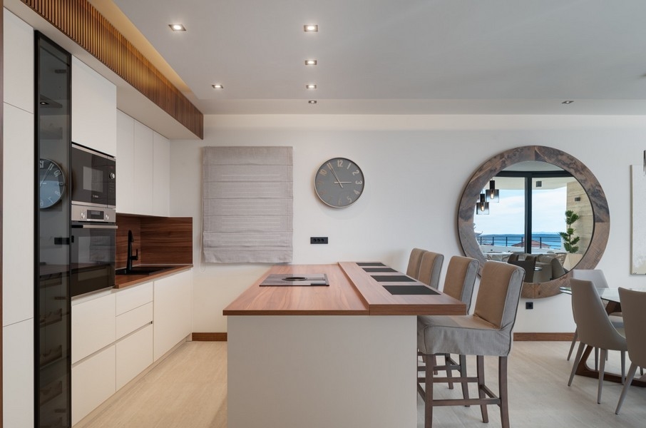 Villa in vendita a Razanac, Zadar, Croazia - cucina moderna con zona pranzo