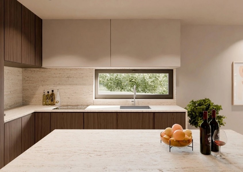 Cucina moderna con finestra e ante in legno