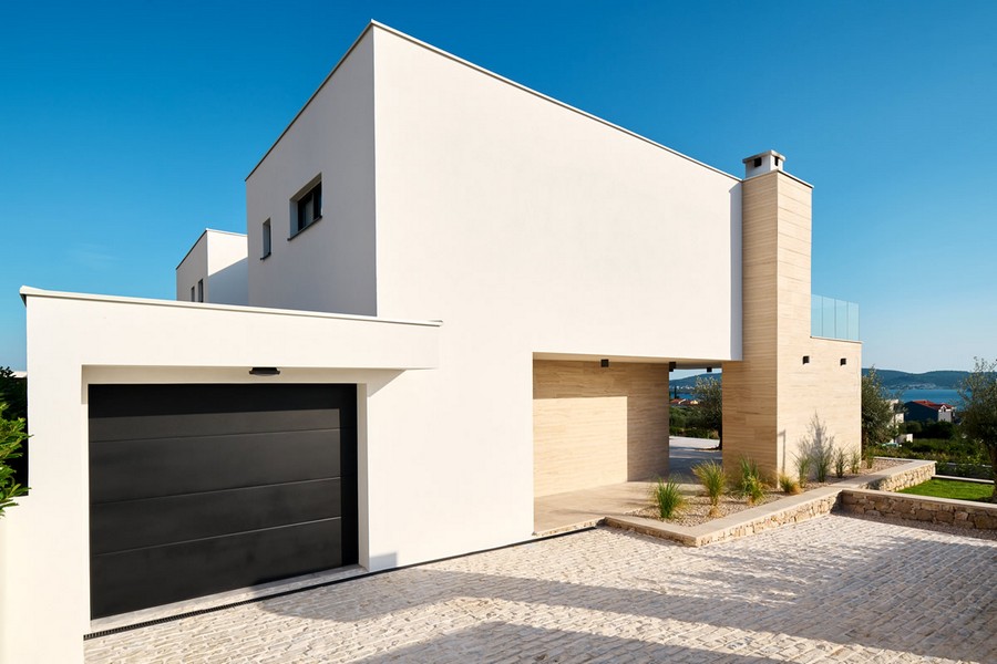 Garage e area esterna della villa H3035 in Croazia - Panorama Scouting.