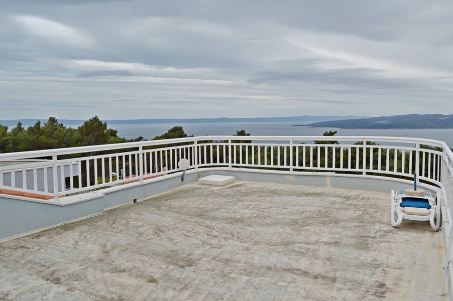 Terrazza sul tetto con vista mare mozzafiato, casa in vendita in Croazia