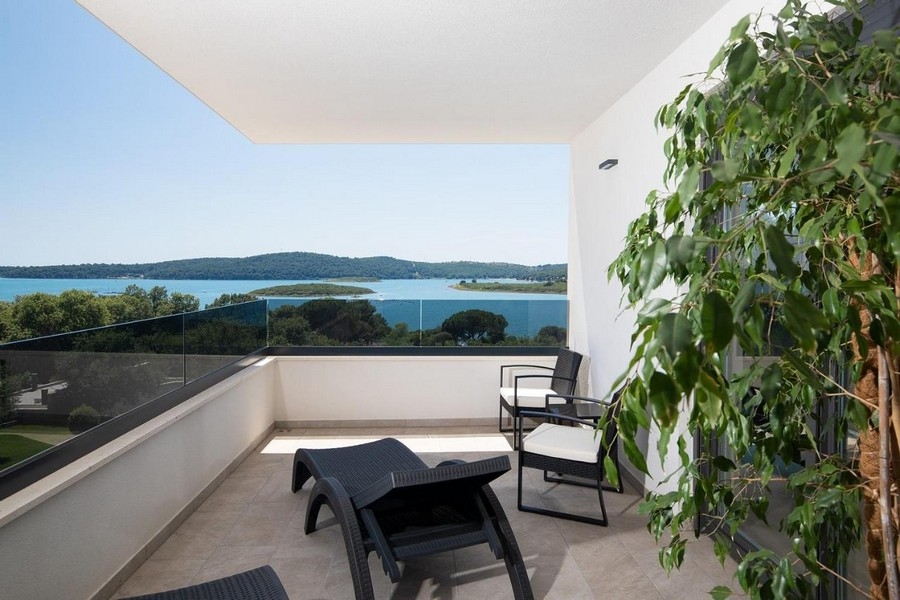 Vista mare dal piano superiore della villa H3414 in Istria - Panorama Scouting.
