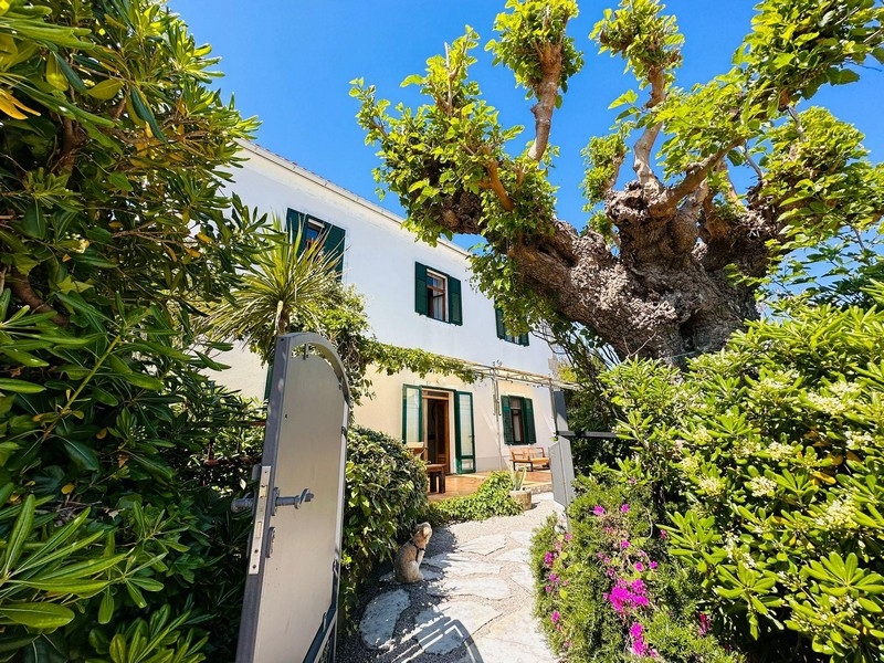 Casa sul mare in vendita sull'isola di Krk in Croazia - Panorama Scouting.