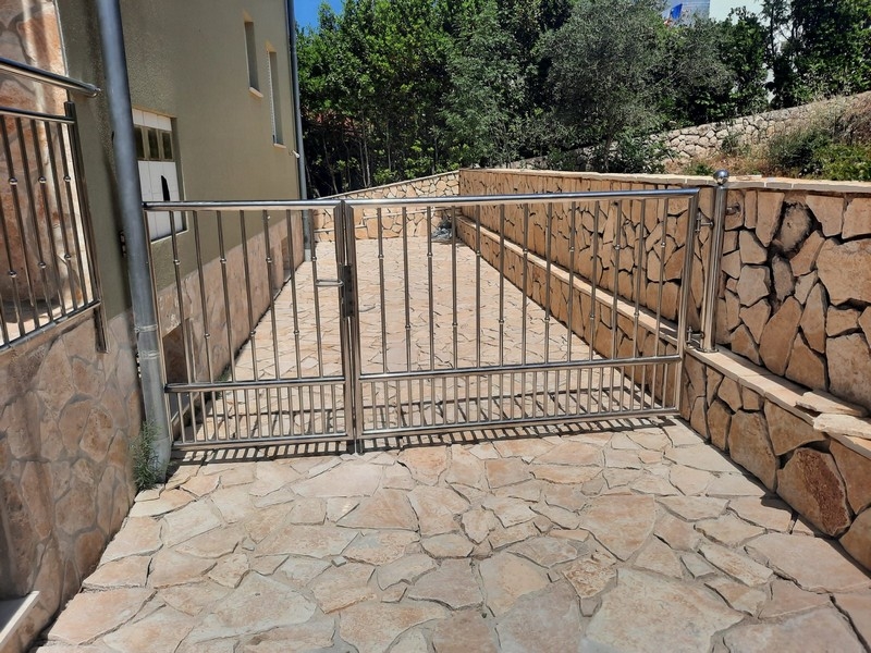 Viale d'accesso alla casa.
