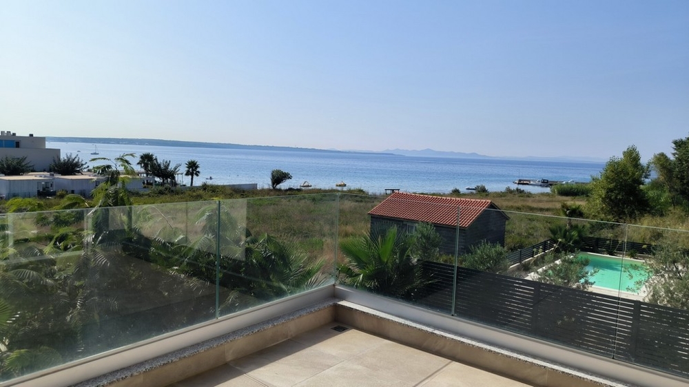 Vista mare della villa H3447, in vendita a Privlaka vicino a Zadar.