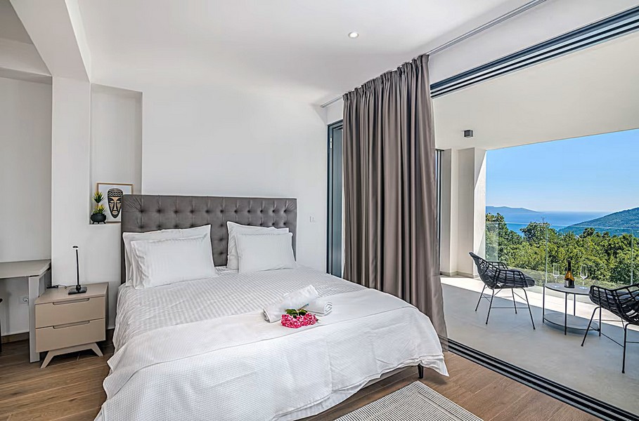 Camera da letto con vista mare