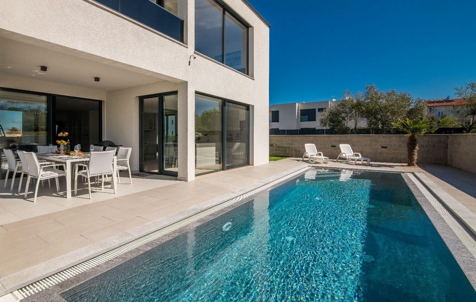 Villa con piscina e terrazza - immobile H3528, isola di Krk.