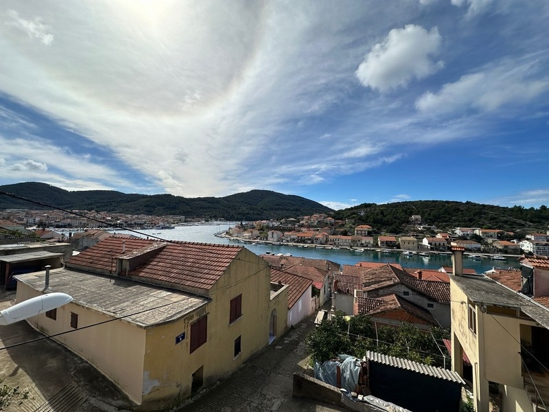 Casa con vista mare sull'isola di Korcula in Croazia in vendita - Panorama Scouting.