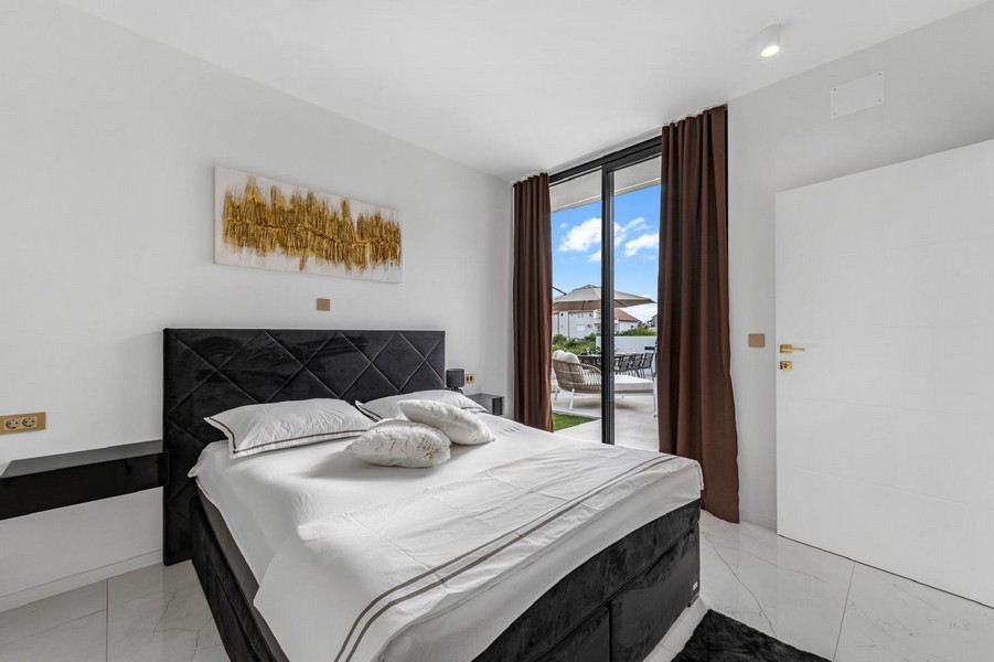 Camera da letto con accesso diretto alla terrazza