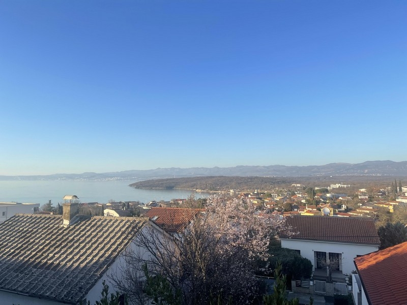 Casa da ristrutturare in vendita sull'isola di Krk.