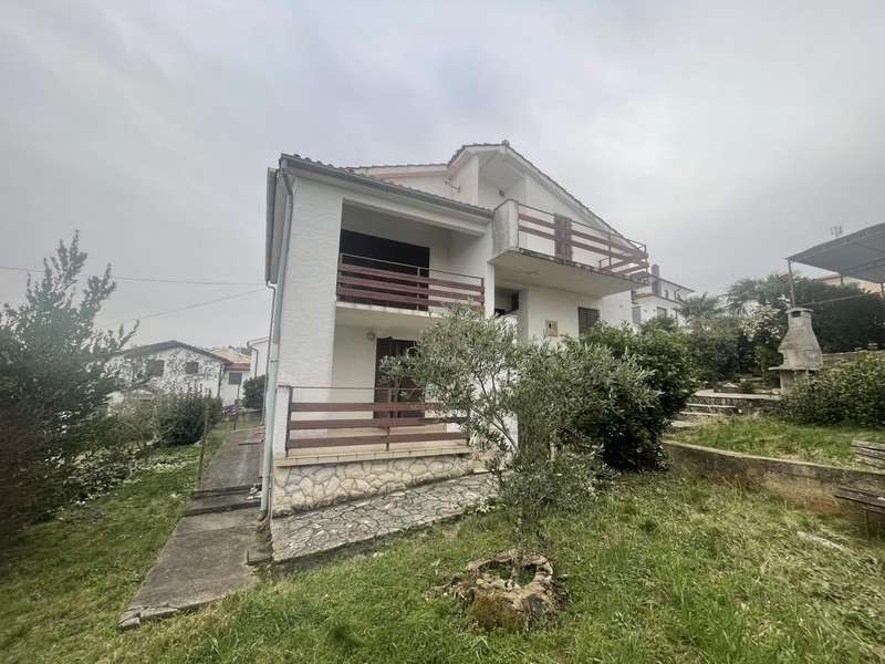 Casa in vendita a Njivice, isola di Krk.