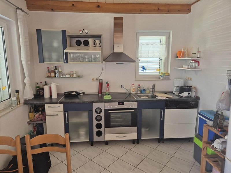 Cucina con elettrodomestici da incasso