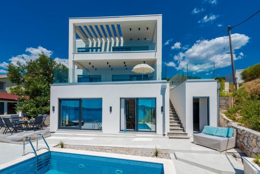 Villa sulla Riviera di Dubrovnik con piscina e terrazza sul tetto