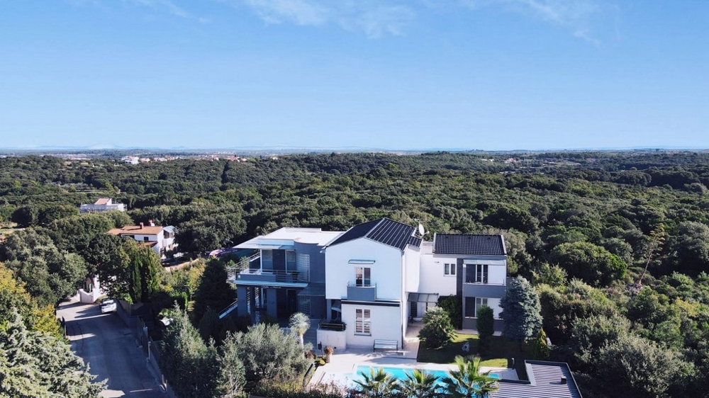 Villa moderna in Istria vista dall'alto