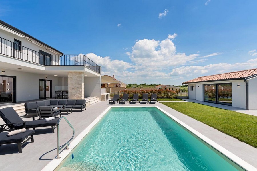 Villa di lusso con piscina in vendita in Istria.