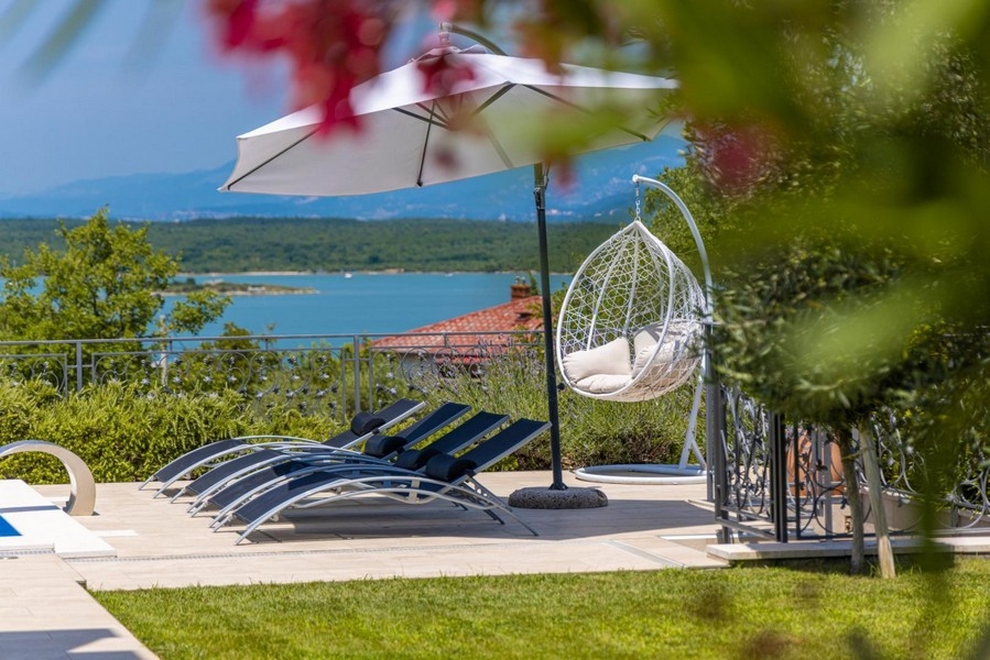 Villa con vista mare in vendita isola di Krk Croazia.