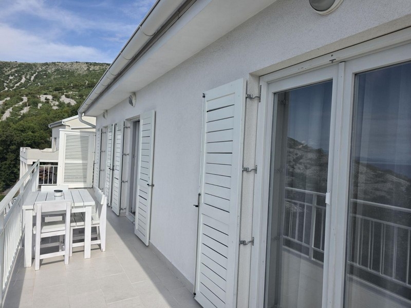Terrazza della casa H3717 a Senj, Croazia.