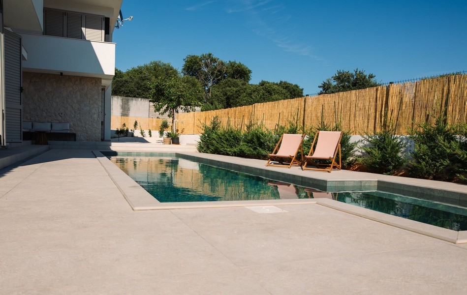 Piscina con terrazza - immobile H3720, Croazia.