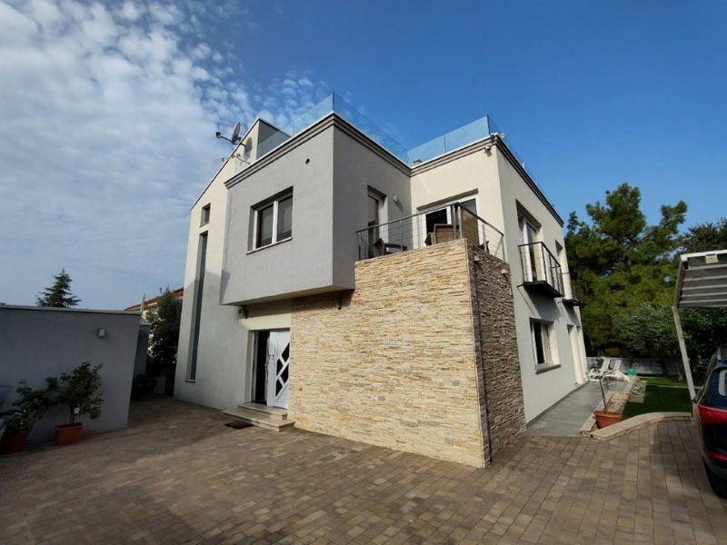 Villa moderna a Zadar Borik in vendita - Panorama Scouting H3775.