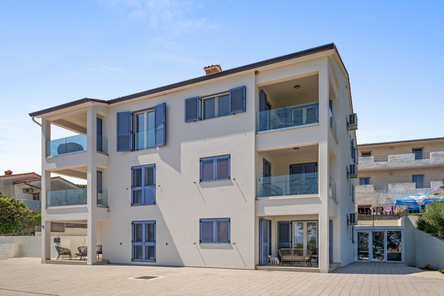 Casa con appartamenti in vendita in Croazia - H3779 vicino a Labin, Istria.