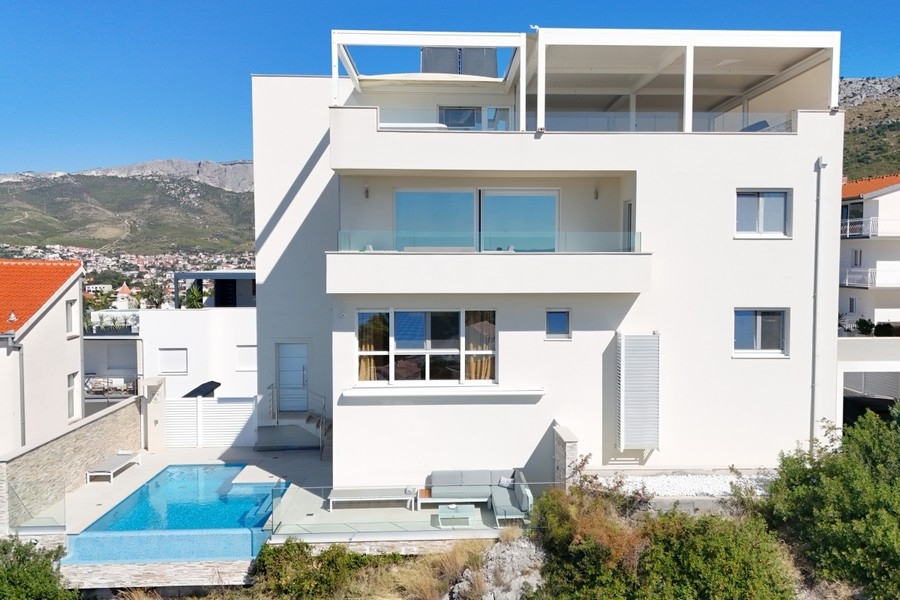Villa vicino a Split in Croazia in vendita - Panorama Scouting.