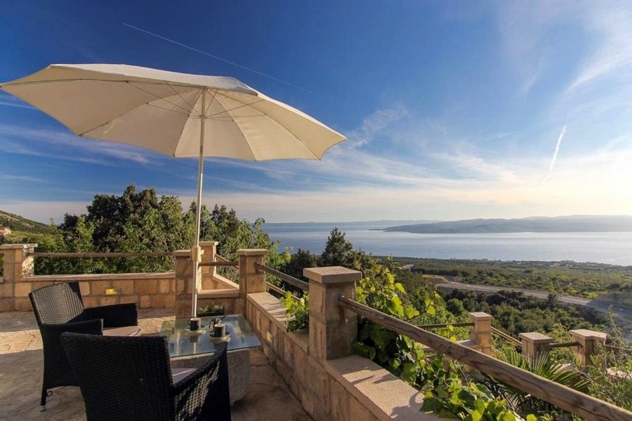 Casa con vista mare in posizione attraente - immobile H3829.