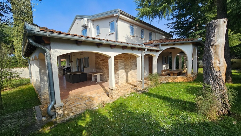 Casa in Istria vicino al mare in vendita - H3855.