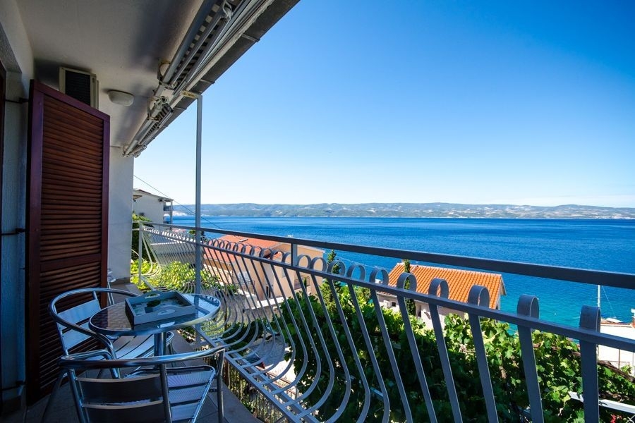 Terrazza con vista mare - casa H3872 vicino a Omis.