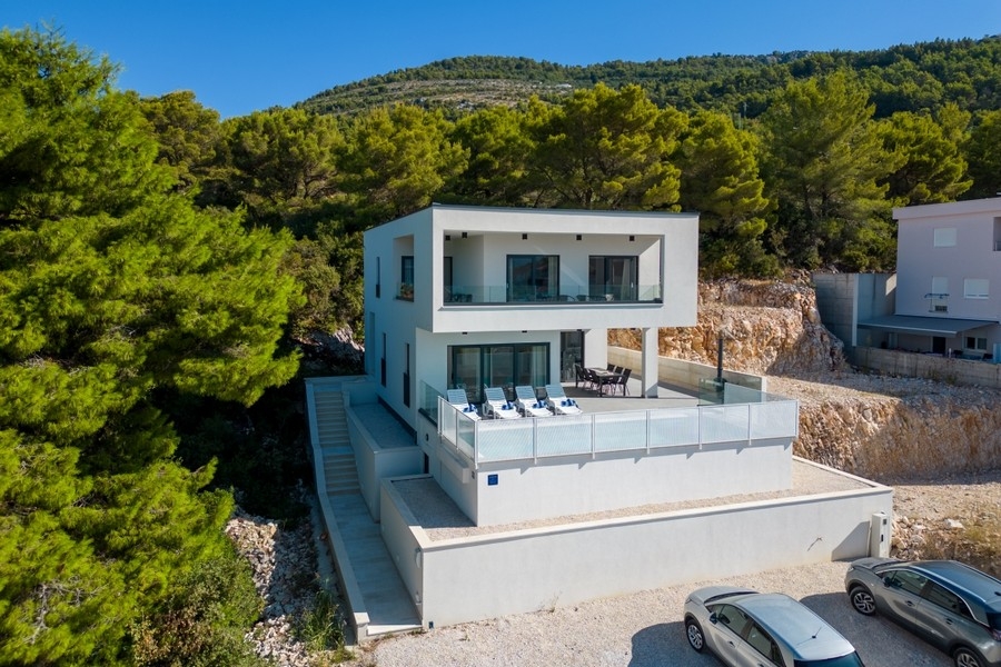 Villa in posizione mediterranea in vendita in Croazia.
