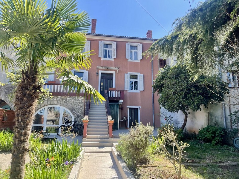 Casa a schiera isola di Krk, Croazia.