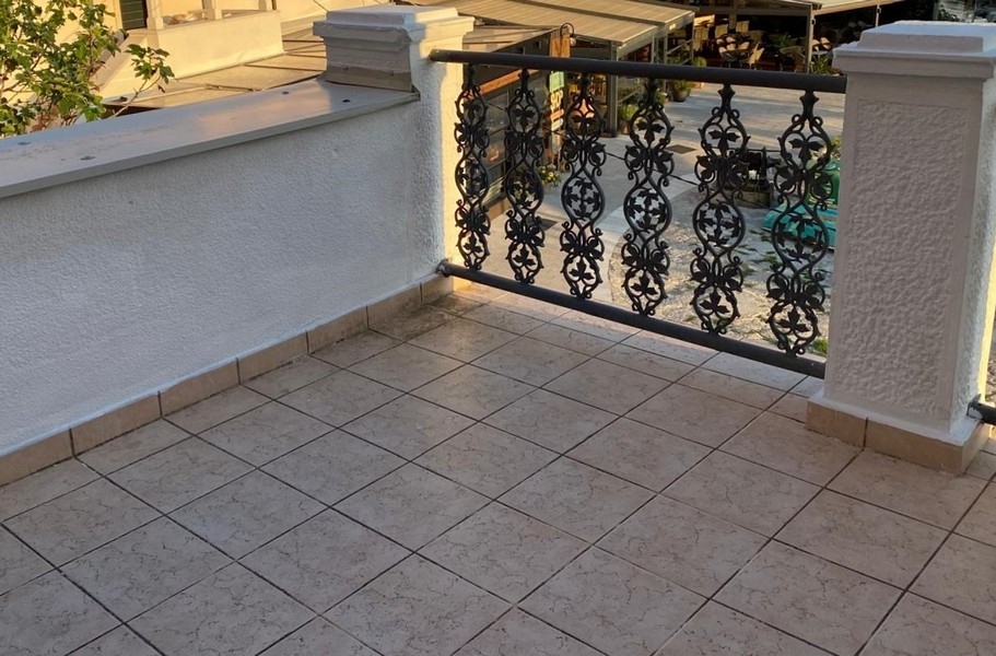 Terrazza e dettagli.