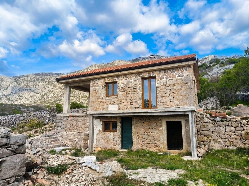 Casa mediterranea in Croazia in vendita.